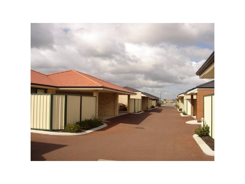 9/33 Gillen Way, Success WA 6164