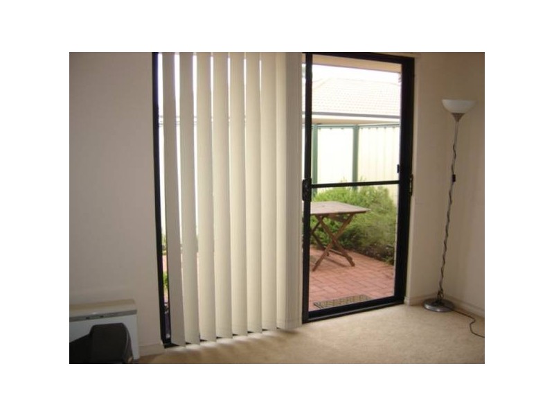 9/33 Gillen Way, Success WA 6164