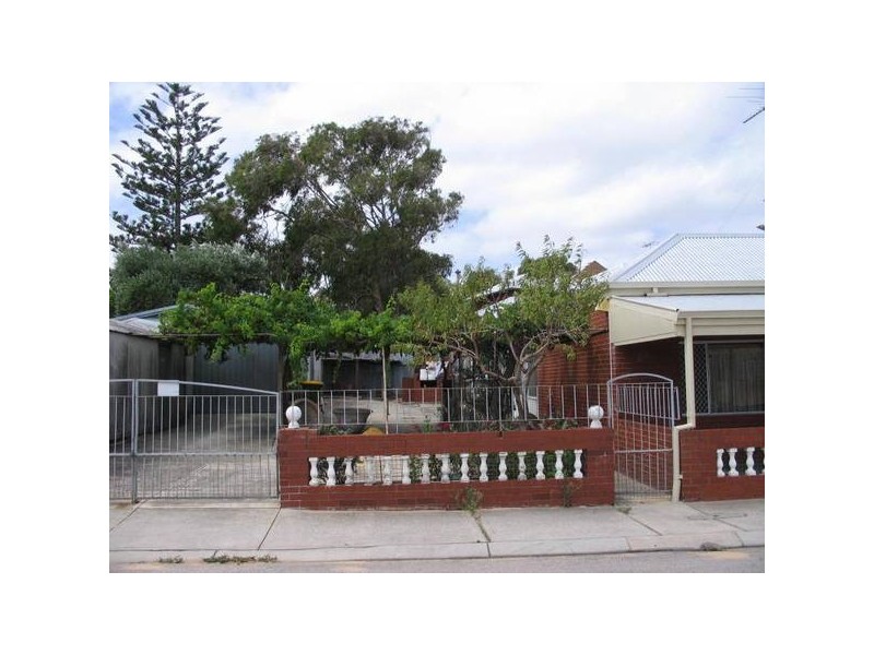 8A Baker Street, Fremantle WA 6160
