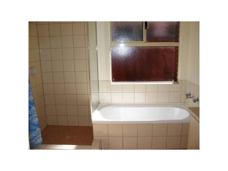 8A Sarah close, Canning Vale WA 6155