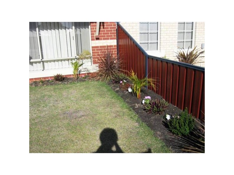 8A Sarah close, Canning Vale WA 6155