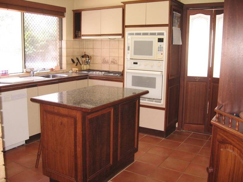 11 Hartung Way, Bull Creek WA 6149