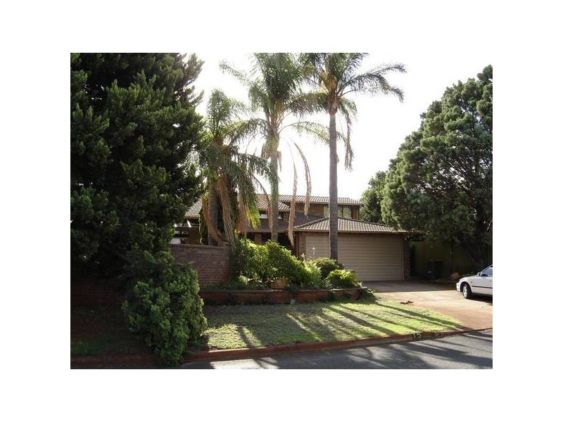 15 Pearson Crescent, Bull Creek WA 6149