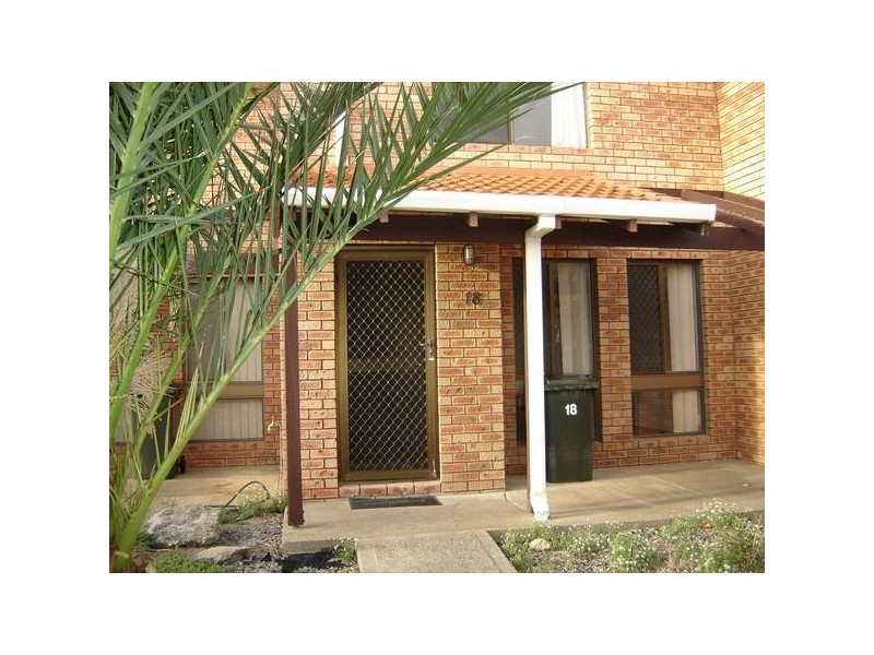 18/35B Halls Head Parade, Halls Head WA 6210