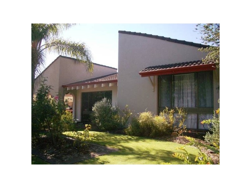 16 Thompson Way, Bull Creek WA 6149