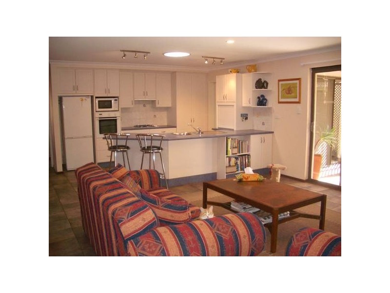 16 Thompson Way, Bull Creek WA 6149