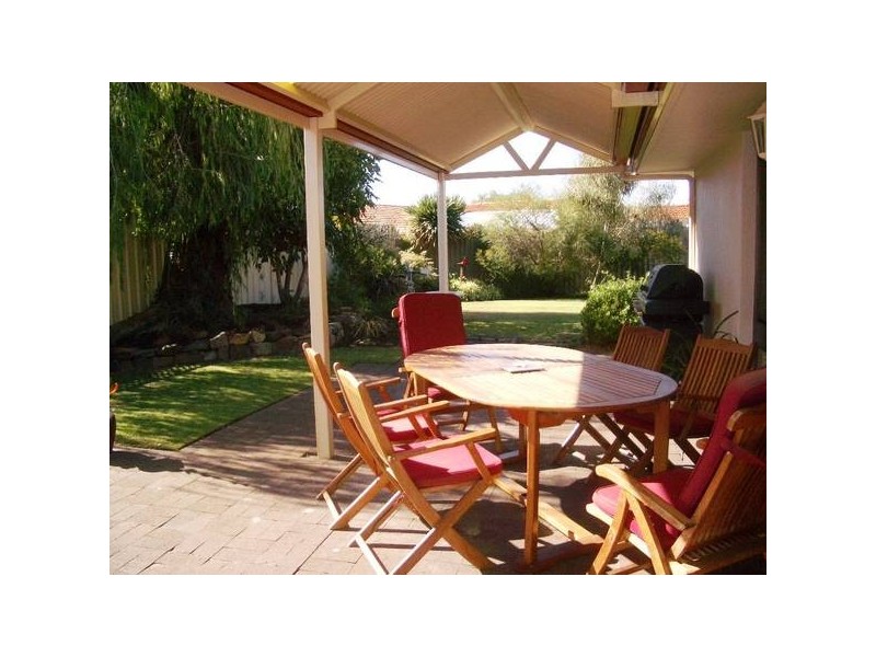 16 Thompson Way, Bull Creek WA 6149