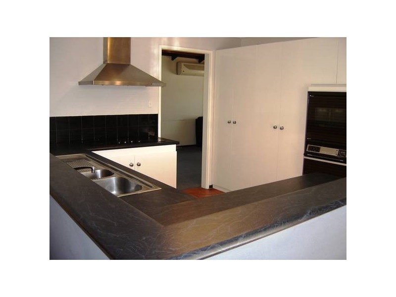 2 Findlay Road, Leeming WA 6149