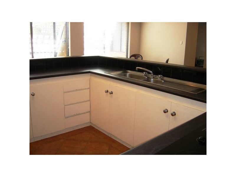 2 Findlay Road, Leeming WA 6149