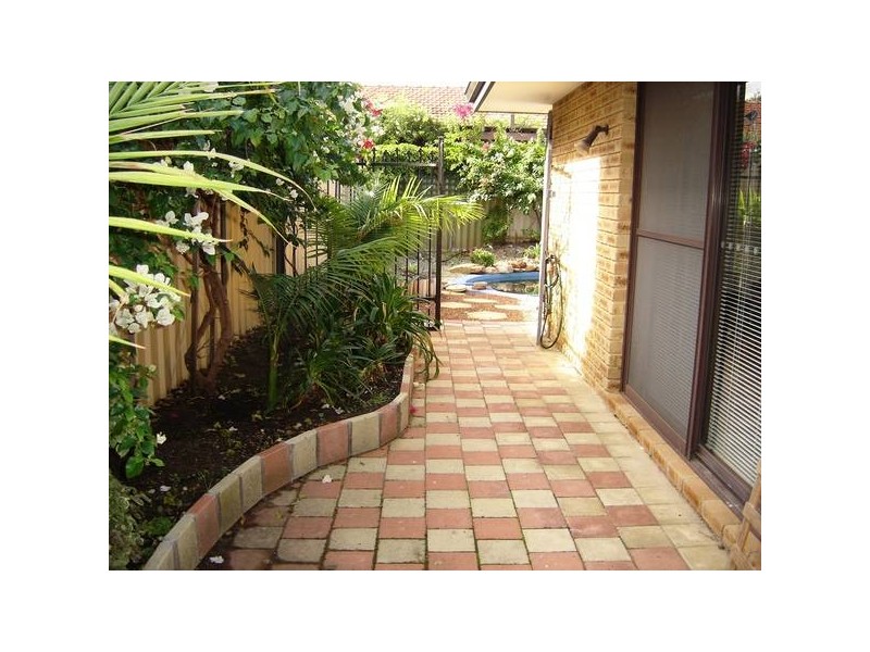 2 Findlay Road, Leeming WA 6149