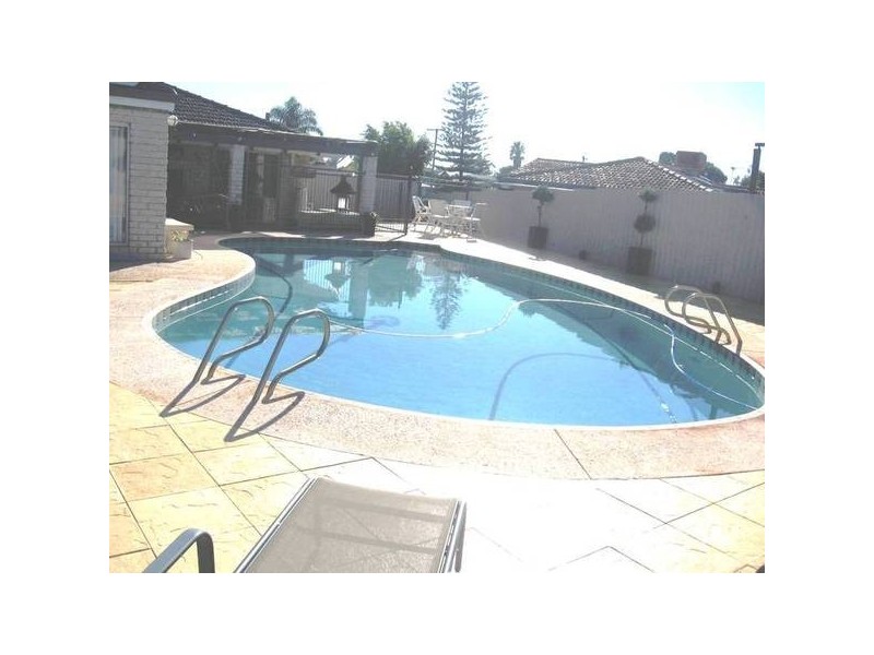 6 Wills Close, Bull Creek WA 6149