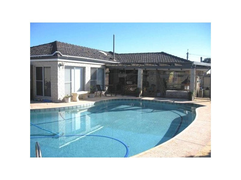 6 Wills Close, Bull Creek WA 6149