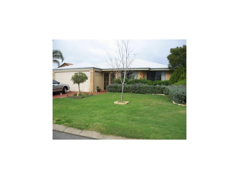 32 Lombe Gardens, Atwell WA 6164