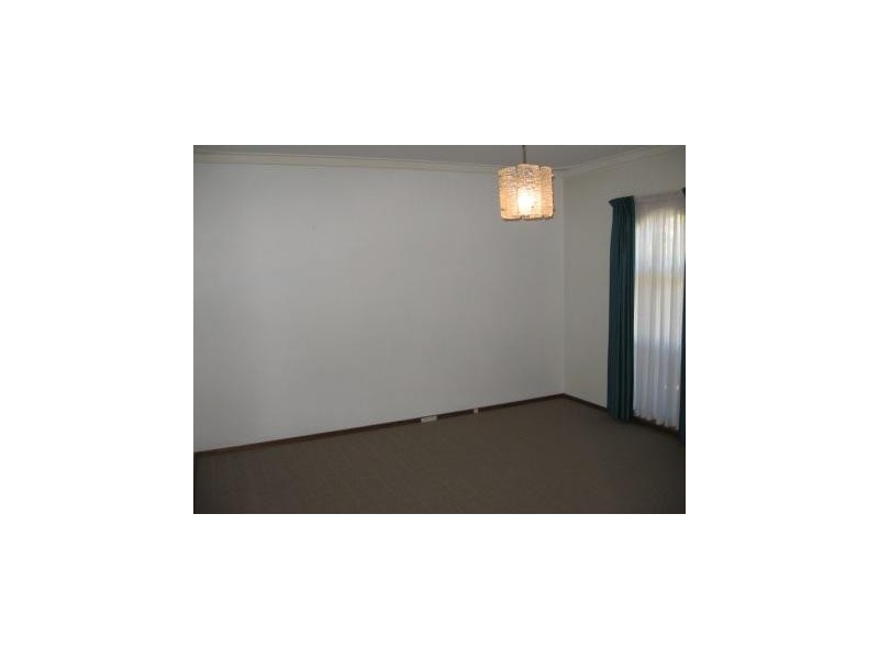 8 Westward Street, Willetton WA 6155