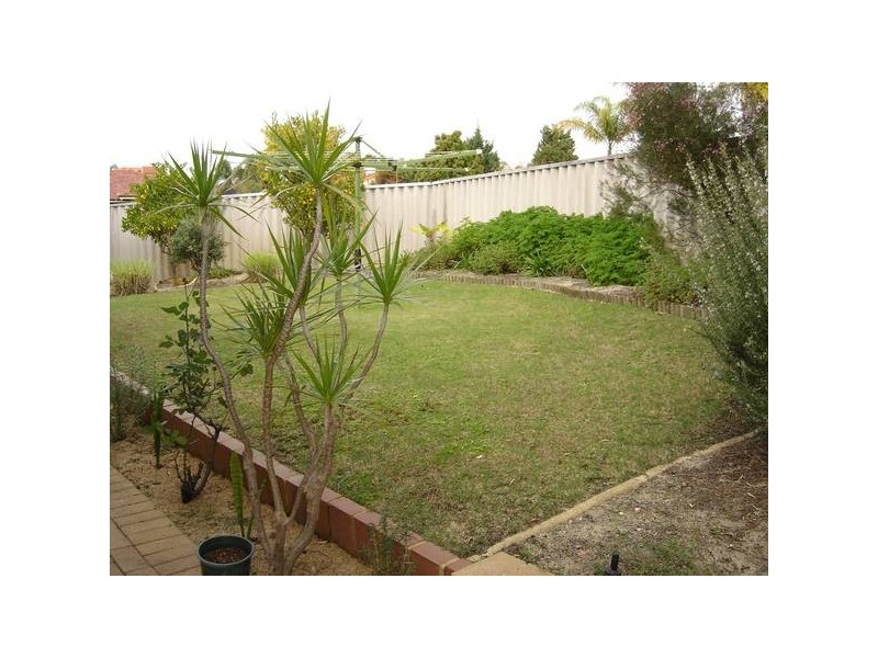 6 Timber Ridge Retreat, Leeming WA 6149