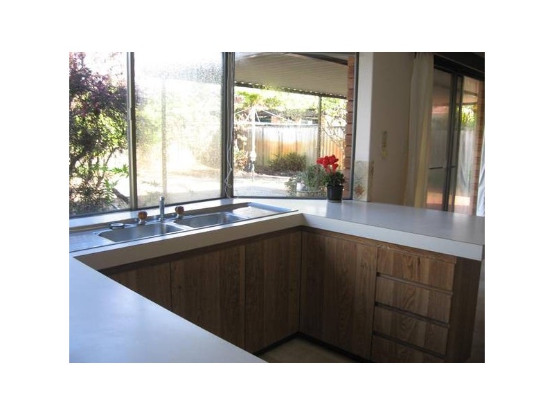 164 Parry Avenue, Bull Creek WA 6149