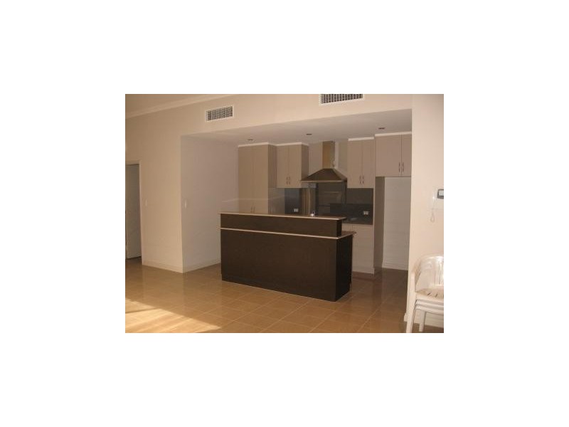 8 Thelma Street, Como WA 6152