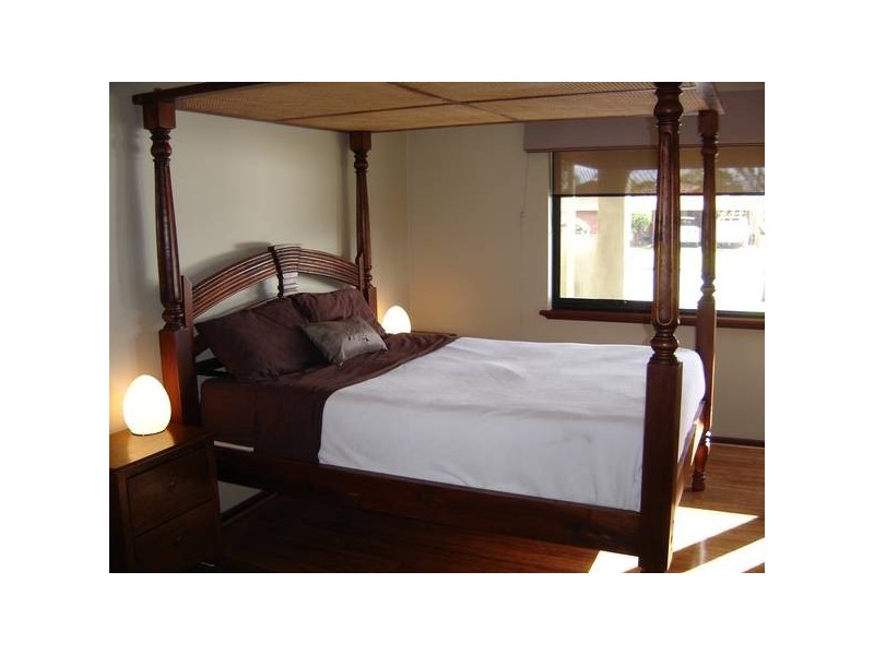 2 Tully Court, Bull Creek WA 6149