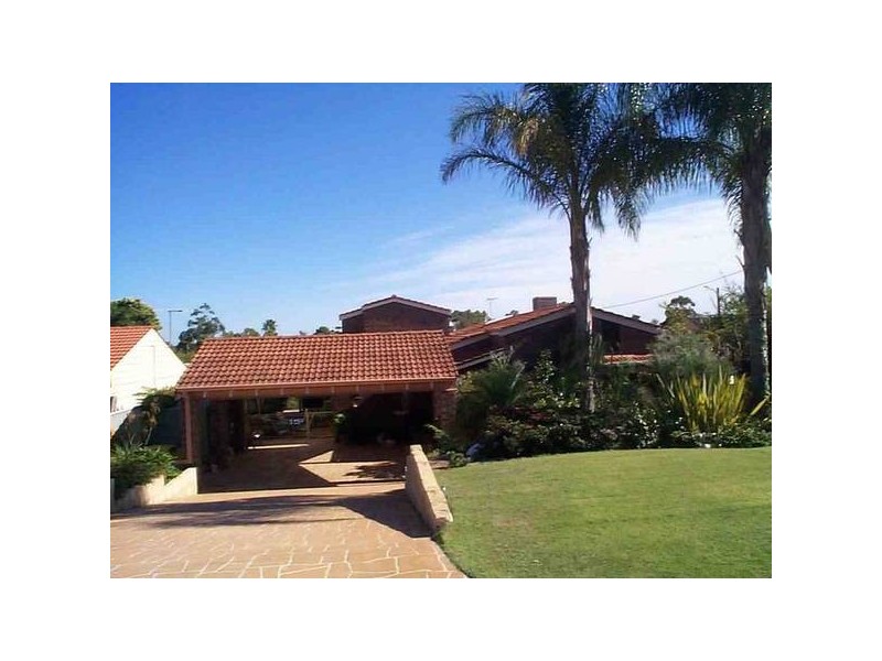 28 More Crescent, Bull Creek WA 6149