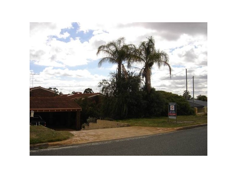28 More Crescent, Bull Creek WA 6149