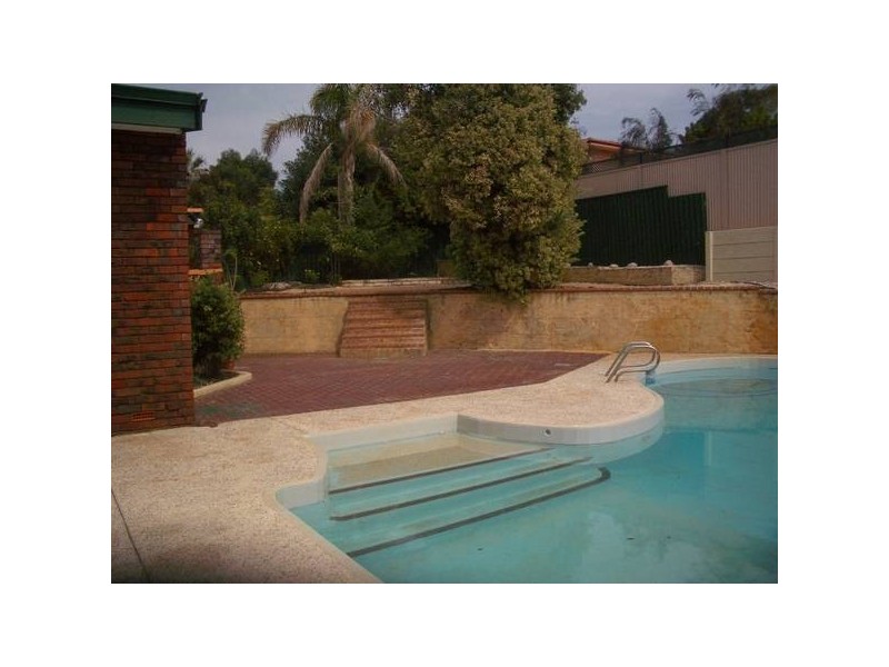 24 Siddons Way, Booragoon WA 6154