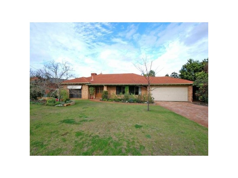 16 Maquire Way, Bull Creek WA 6149