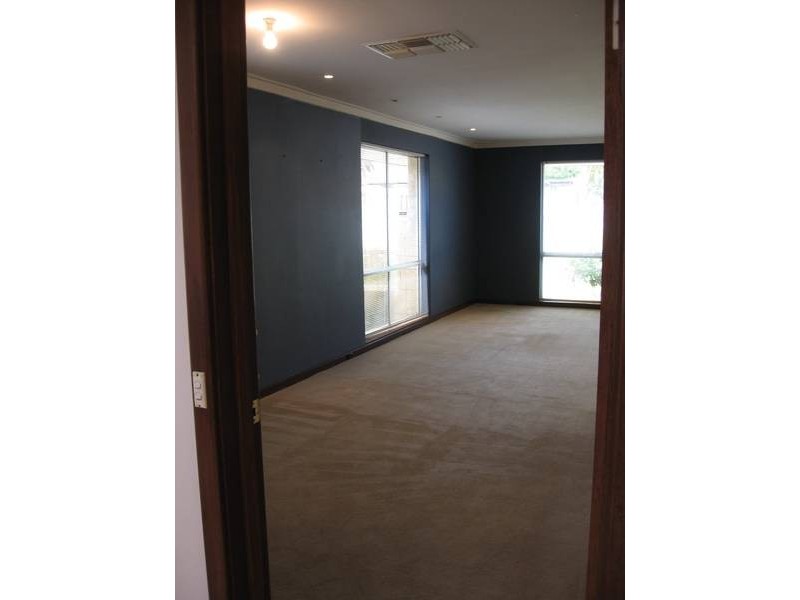 58 Holmes Street, Shelley WA 6148