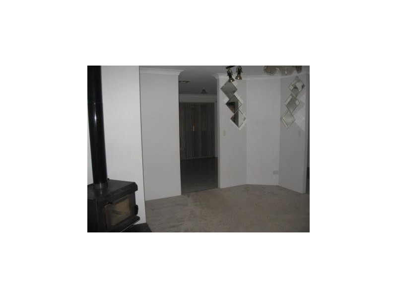 4/5A Tarun Court, Cannington WA 6107