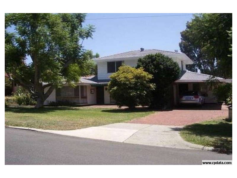 8 Capper Place, Kardinya WA 6163