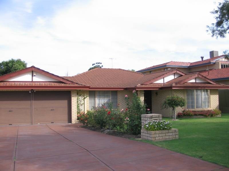 17 Dreyer Way, Bull Creek WA 6149