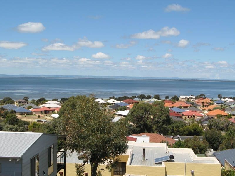 7 Scenic Drive, Falcon WA 6210