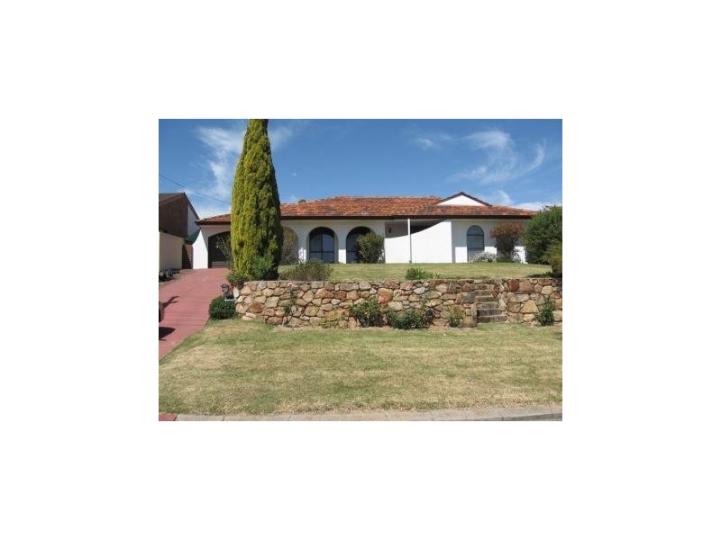 8 WESTWARD STREET, Willetton WA 6155
