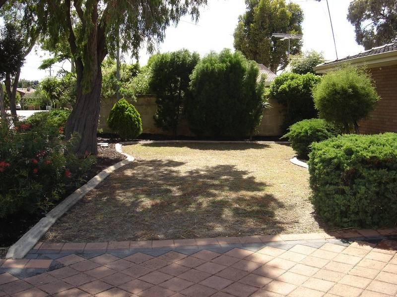 5 Bass Road, Bull Creek WA 6149