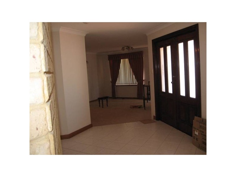 9 Keane Close, Winthrop WA 6150