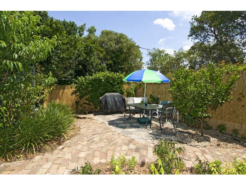 16 Greenwich Road, Greenwich NSW 2065