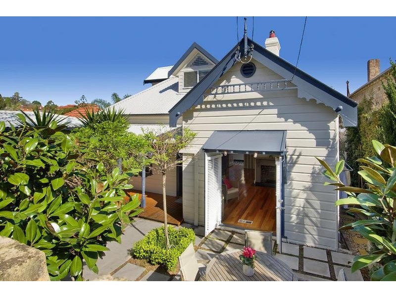 17 Eaton Street, Neutral Bay NSW 2089