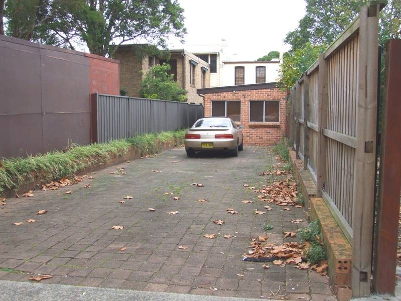 132 Ernest Street, Crows Nest NSW 2065