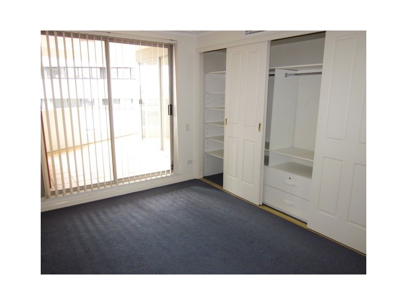 1605/12 Glen Street, Milsons Point NSW 2061