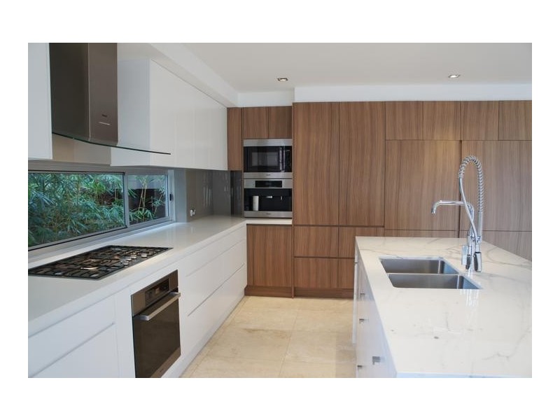 6 The Bastion, Castlecrag NSW 2068