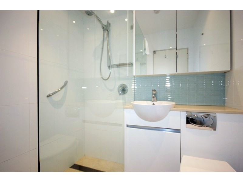 39/2A Henry Lawson Drive, Mcmahons Point NSW 2060