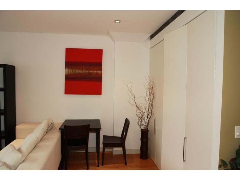 17/5-7 Northcliff Street, Milsons Point NSW 2061