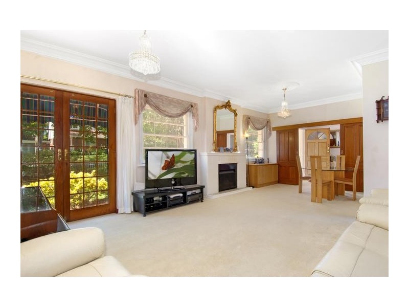 23 Iona Avenue, West Pymble NSW 2073