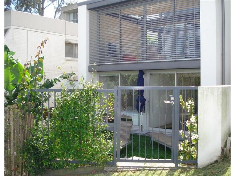 2/8 Ross Street, Waverton NSW 2060