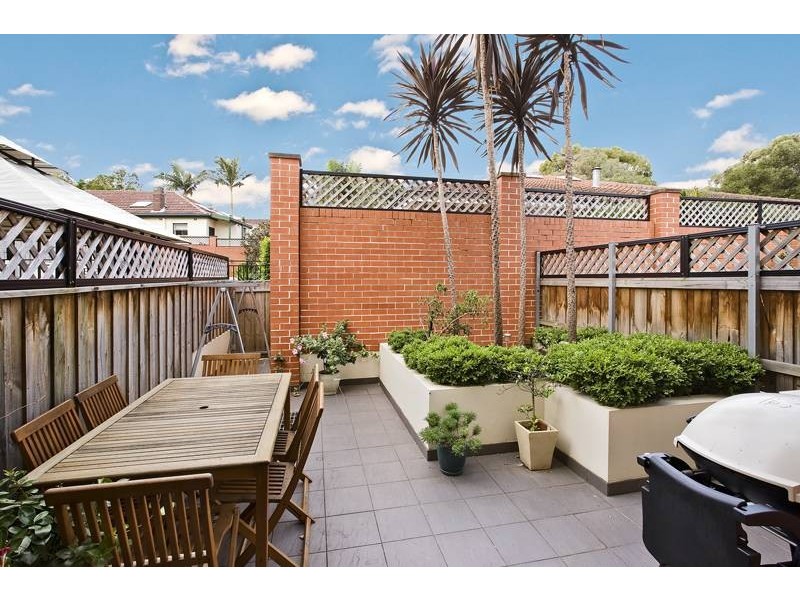 2/74-76 Dalleys Road, Naremburn NSW 2065