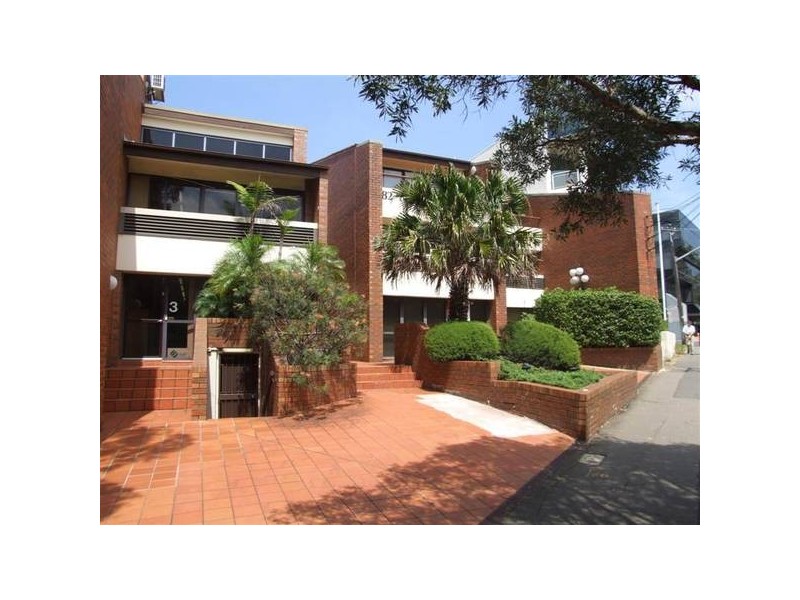 3/82 Pacific Highway, St Leonards NSW 2065