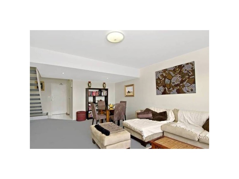 33/8 Munro Street, Mcmahons Point NSW 2060