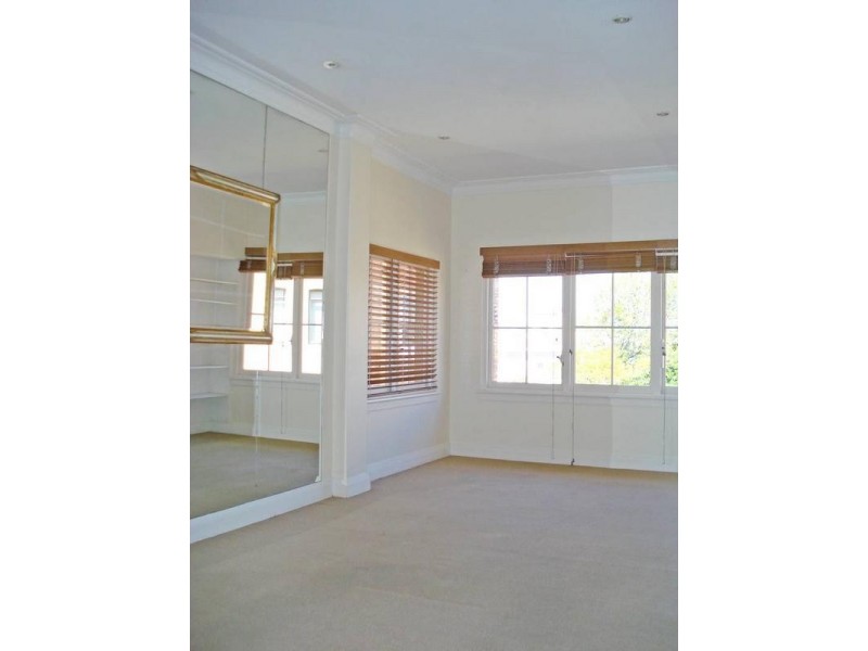 12/6 Waruda Street, Kirribilli NSW 2061