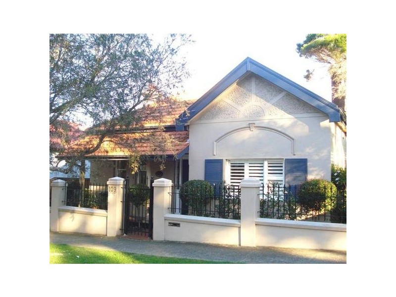 109 Greenwich Road, Greenwich NSW 2065