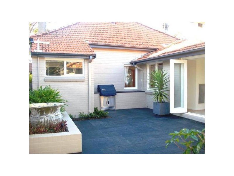 109 Greenwich Road, Greenwich NSW 2065