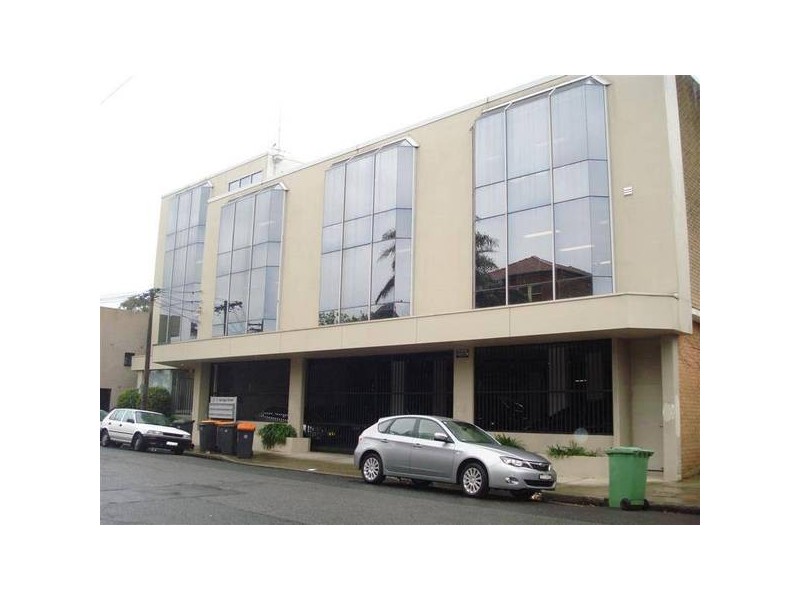 105/1 – 3 Gurrigal Street, Mosman NSW 2088